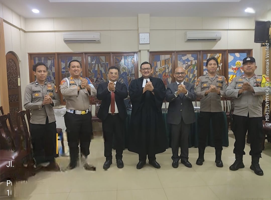 Polres Metro Jakarta Pusat Gelar Minggu Kasih di Gereja HKBP Menteng, Perkuat Keamanan dan Kedekatan Dengan Jemaat