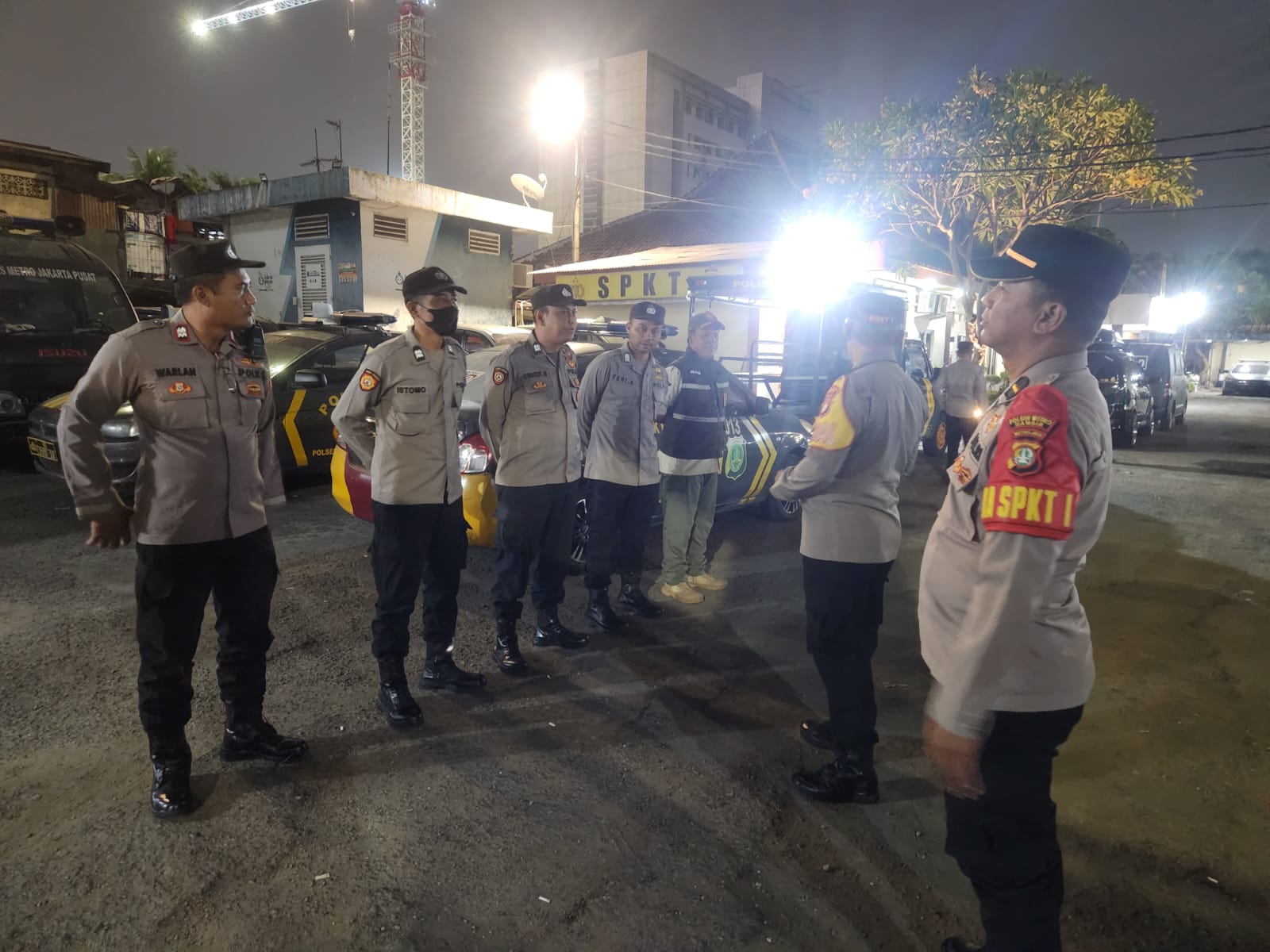 Sinergi 3 Pilar, Polsek Metro Gambir Gelar Patroli “Jaga Jakarta” Pastikan Wilayah Aman dan Kondusif