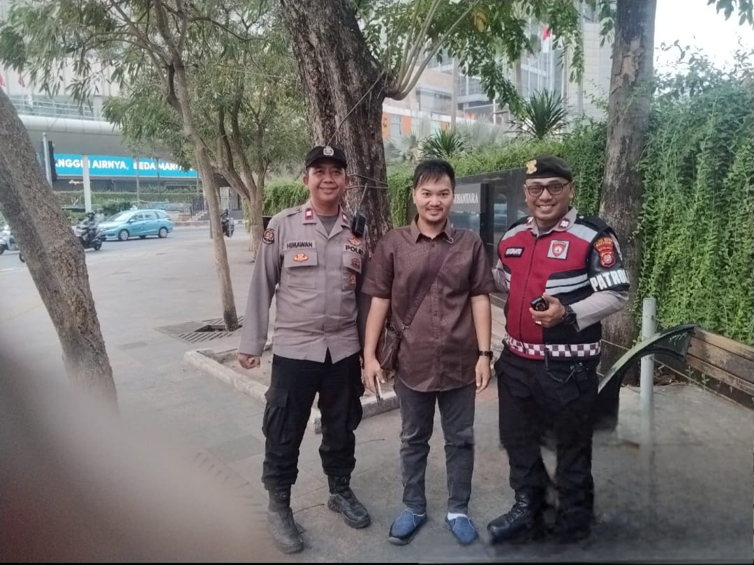Cegah Kejahatan di Ruang Publik, Polsek Metro Menteng Imbau Warga Waspada Saat Menggunakan Ponsel