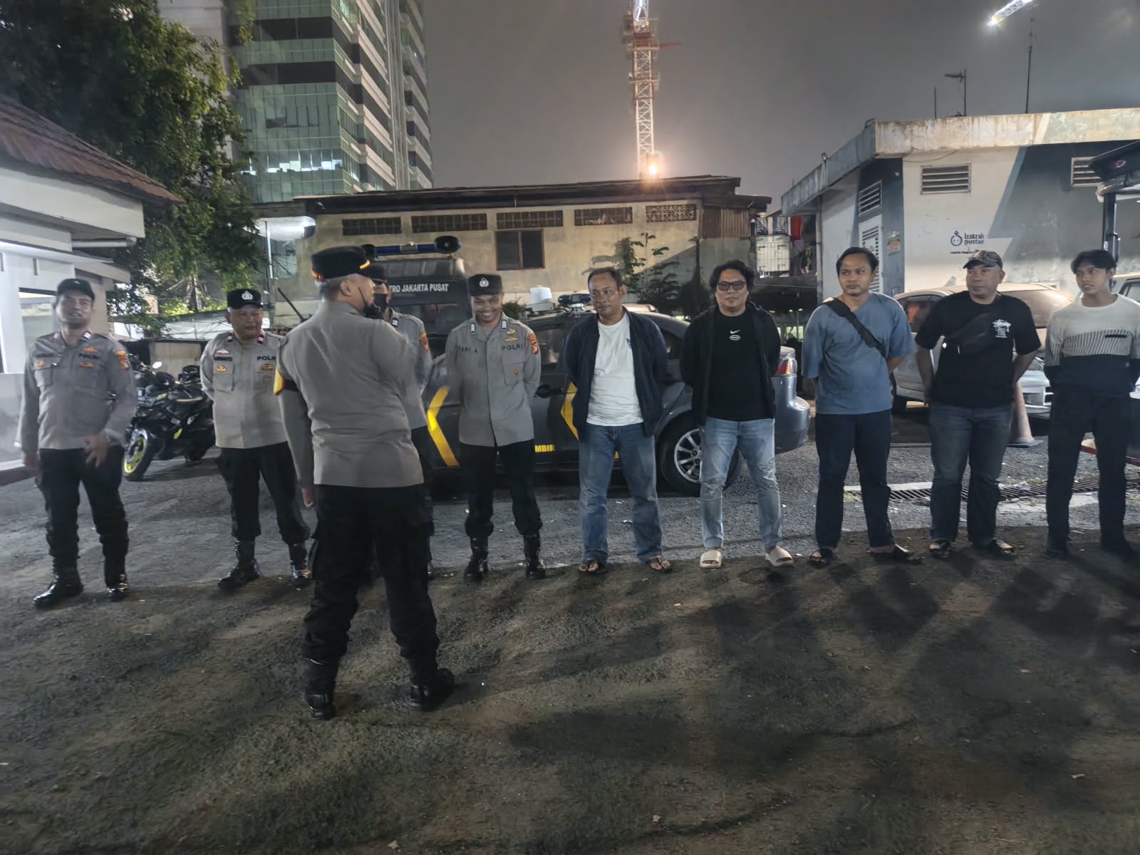 Jaga Kondusivitas Wilayah, Polsek Metro Gambir Gelar Operasi Cipta Kondisi dan Amankan Satu Motor Tanpa Surat