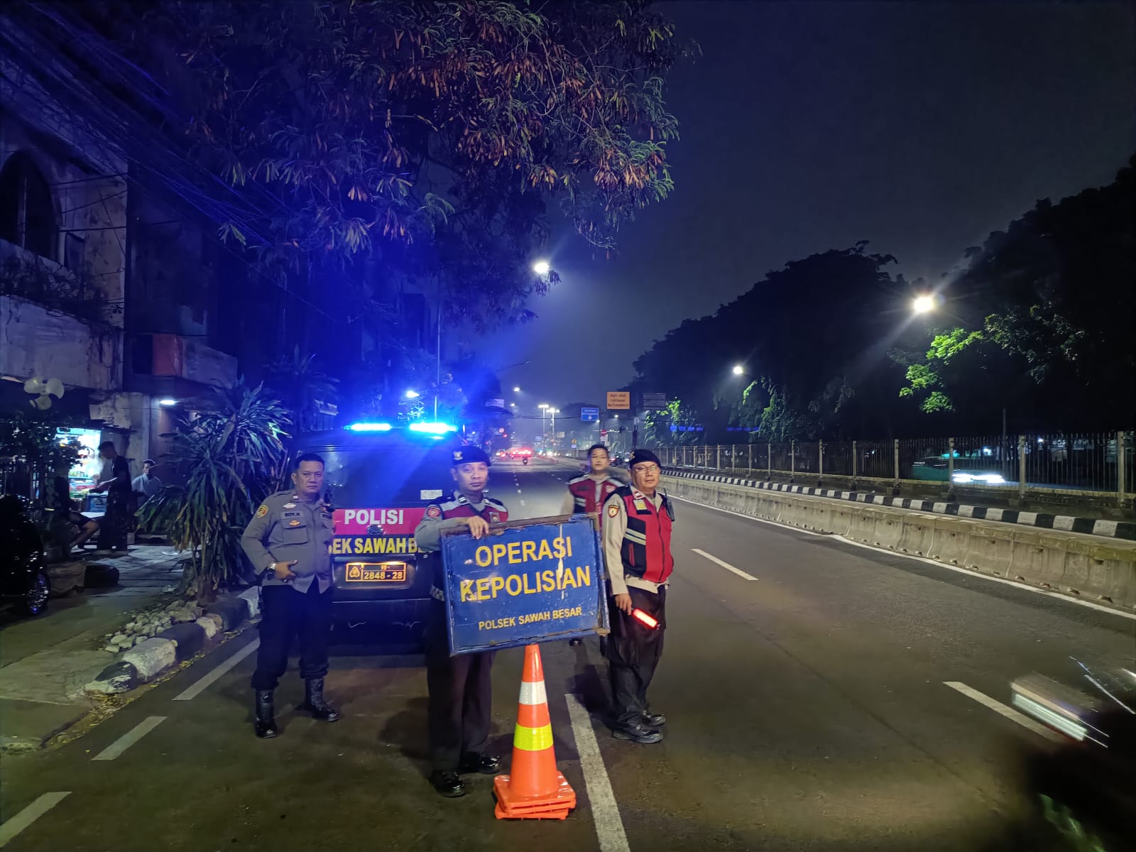 Polsek Sawah Besar, Tingkatkan Cegah Gangguan Kamtibmas Malam Dengan Oprasi Cipta Kondisi Stasioner