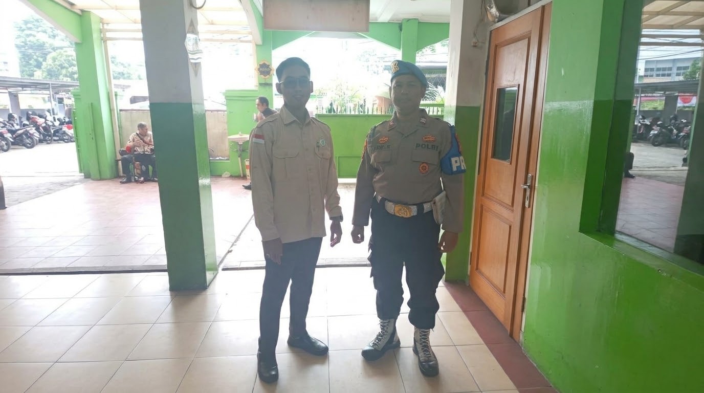 Bapak Asuh Siswa Sambangi SMPI Miftahussadah, Polsek Johar Baru Ajak Pelajar Fokus Belajar dan Hindari Tawuran