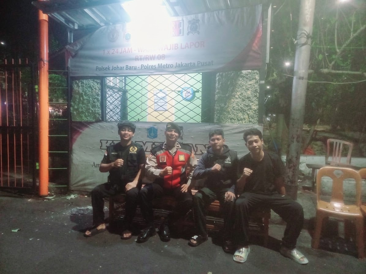 Unit Samapta Sambangi Pos Keamanan RW 08 Kawi-Kawi Bawah, Ajak Warga Tingkatkan Kewaspadaan