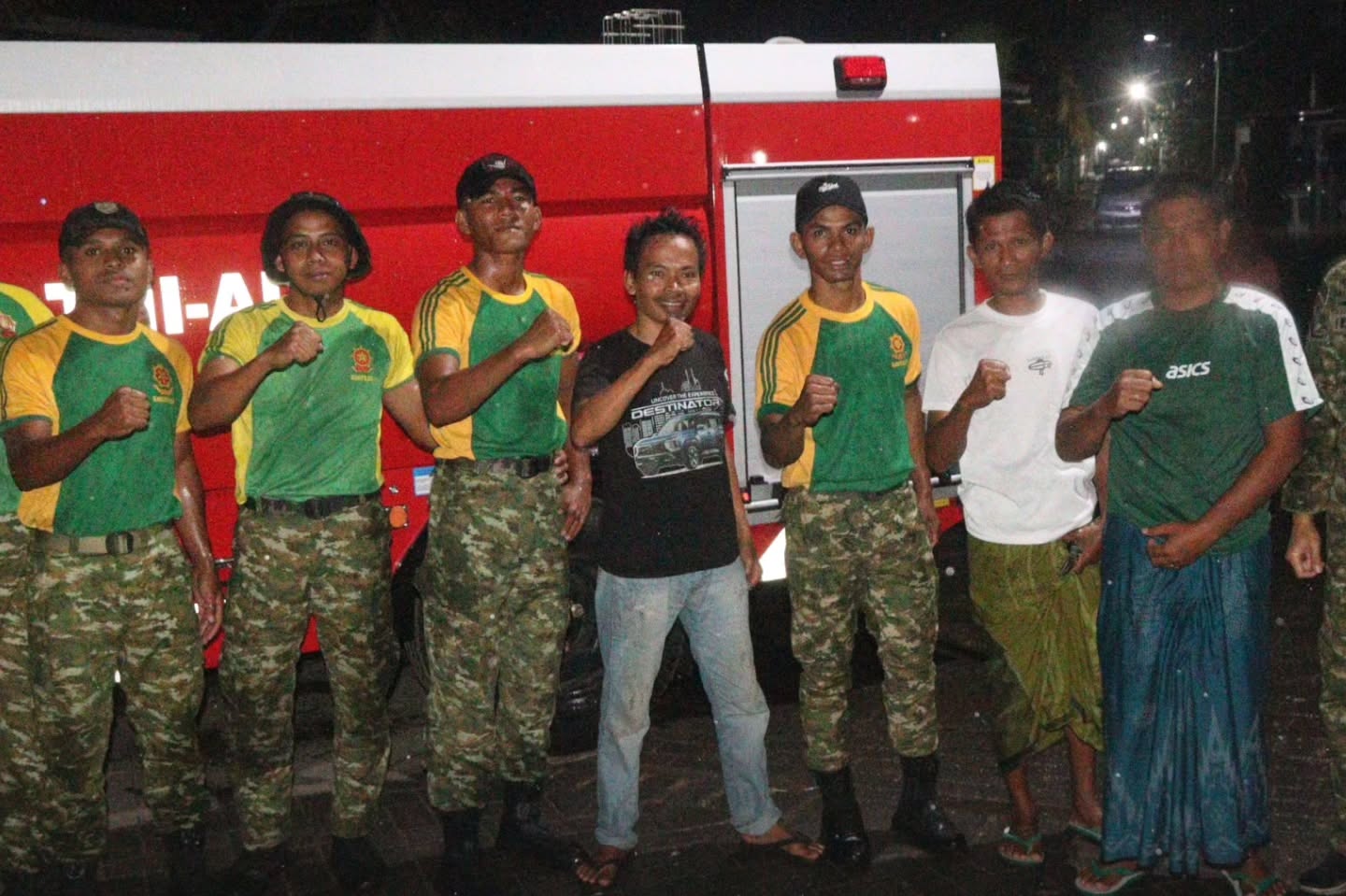 Yonif 509 Kostrad Salurkan 6.000 Liter Air Bersih, Bantu 780 Warga Jember