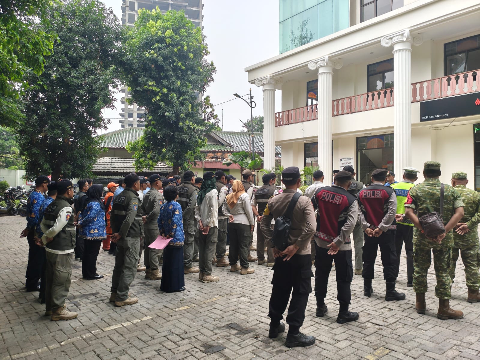 Respons Aduan Warga, Tiga Pilar Menteng Gelar Rabu Tertib di Cikini, Menteng, dan Gondangdia