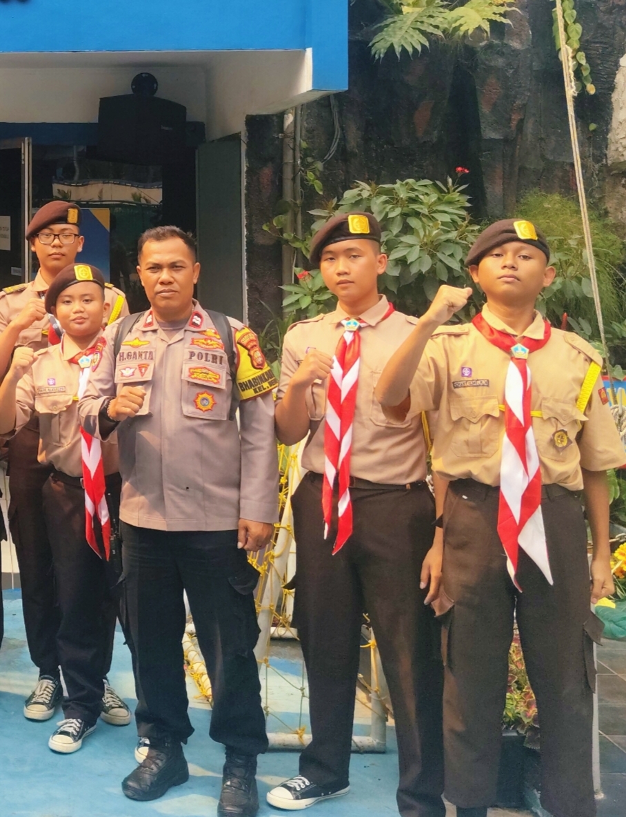 Bhabinkamtibmas Bendungan Hilir Sambangi SMK Dental Asisten Sekesal Hang Tuah, Imbau Siswa Hindari Unjuk Rasa dan Jaga Kamtibmas