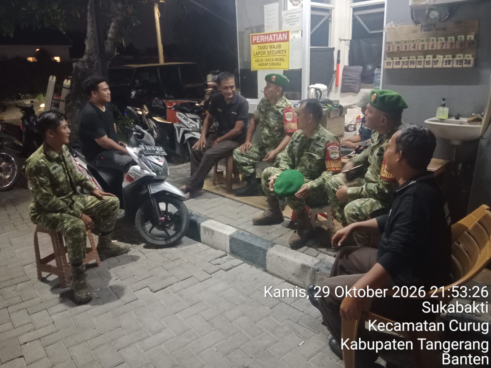 Koramil 02/Curug Gelar Patroli Maung, Jaga Keamanan Wilayah Curug dan Karawaci