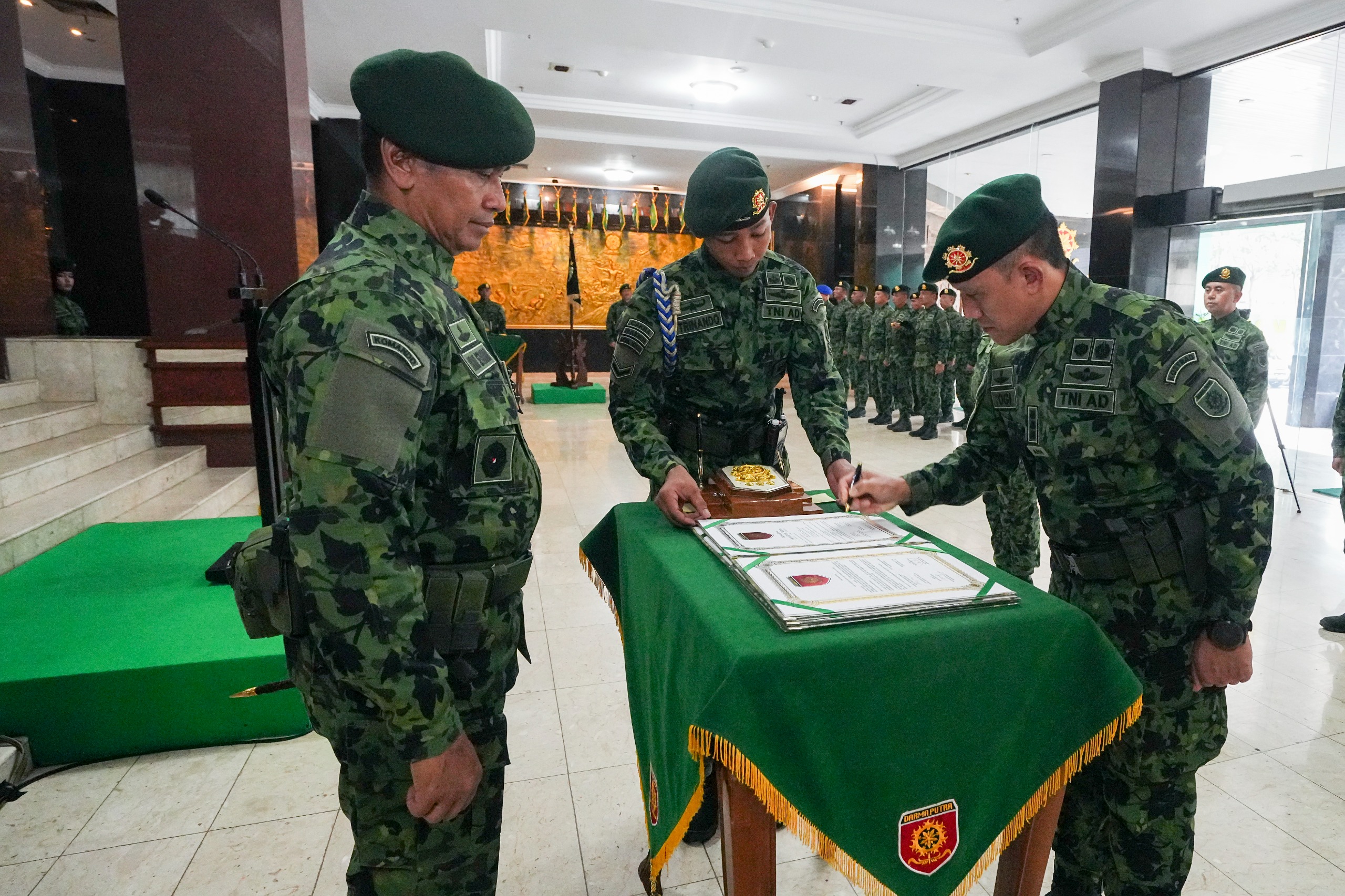 Pangkostrad Pimpin Sertijab dan Tradisi Korps, Perkuat Kepemimpinan dan Profesionalisme Prajurit Kostrad