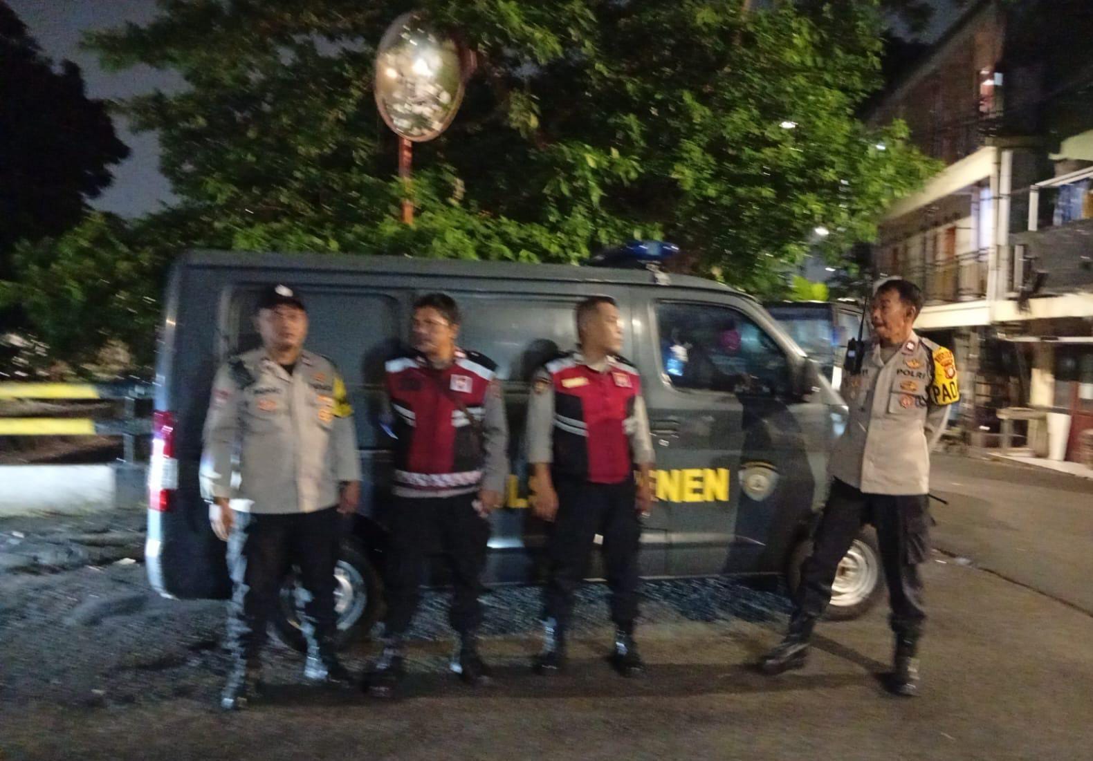 Polsek Senen Gelar Apel Ops Cipta Kondusif dan Patroli Lampu Biru, Antisipasi Gangguan Kamtibmas